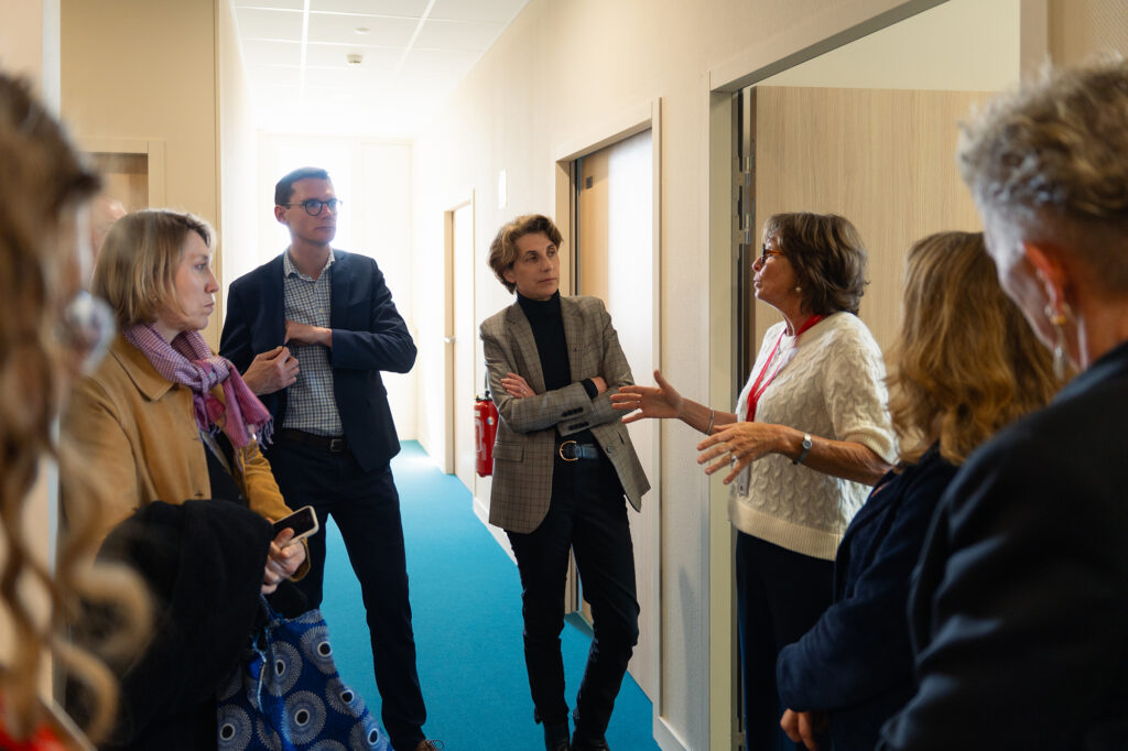Le pôle santé présenté aux élus lors de la visite du bâtiment l'Oxygène au Campus 1 de l'Université de Caen.